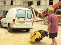 DEWALT D27107XPS-QS Tisch-, Kapp- und Gehrungssäge 2000 W mit XPS-Schnittlinienanzeige